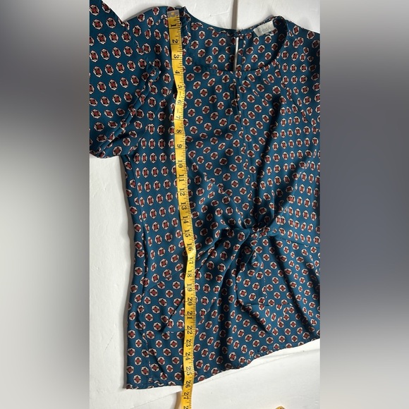 Chenault Teal Geometric Print Tie Front Draped Blouse sz M EUC Boho Eclectic - Picture 11 of 12